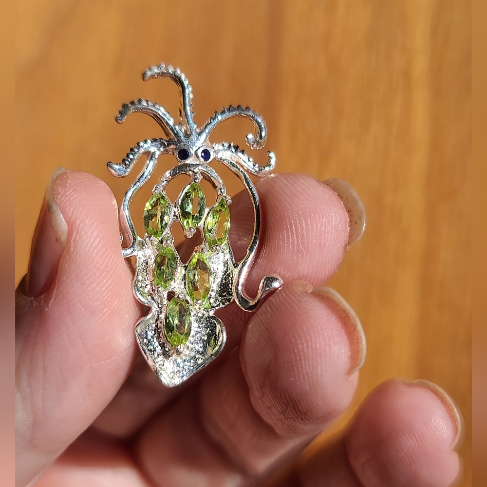 Peridot & Sapphire sterling octopus 🐙 pentand - Picture 4 of 5